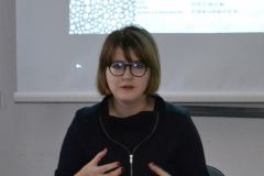 Agata Rogoś (Uniwersytet im. Adama Mickiewicza, Poznań) wygłosiła referat pt. "The acts of disobedience and institution building in Kosovo in the 90’s"